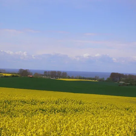 Kalmar 6 度假居 *